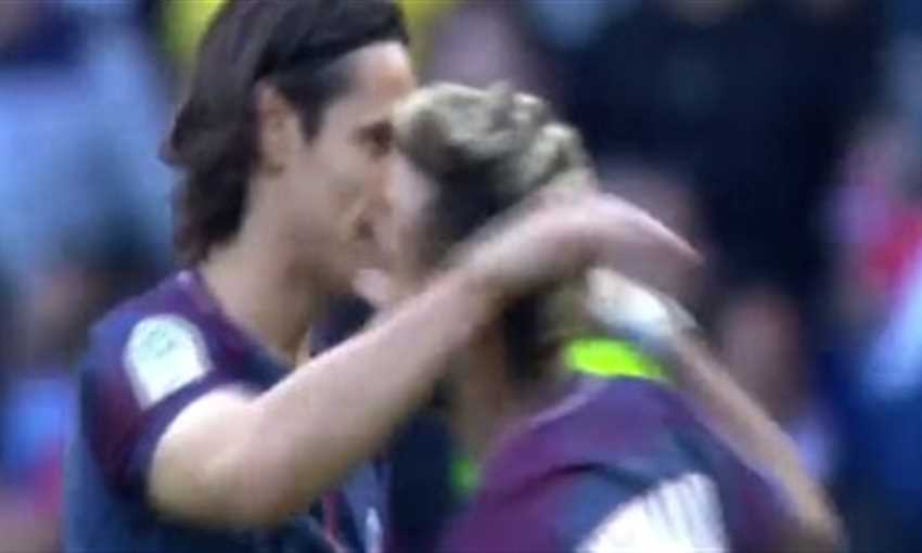 هدف باريس سان جيرمان الثاني ضد بوردو واحتفال كافاني ونيمار