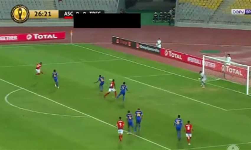 فرصة وليد سليمان في مباراة تاونشيب رولرز