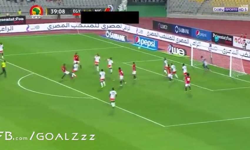 عارضة النيجر تحرم علي عزال من هدفه الدولي الأول