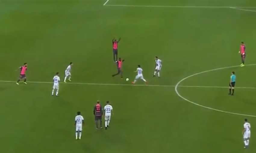 من الذاكرة - هدف ممفيس ديباي الرائع في شباك تولوز بقميص ليون