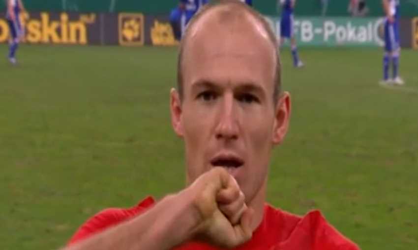 من الذاكرة - هدف أرين روبن العظيم في شباك شالكه