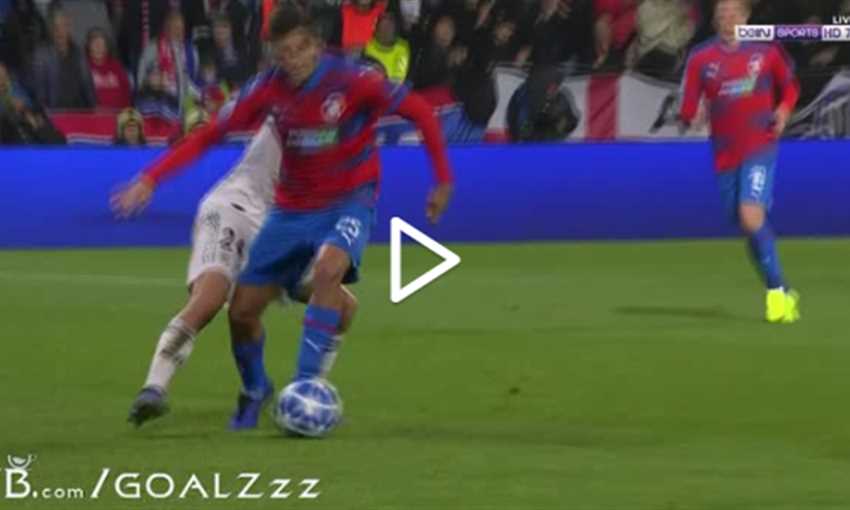 هدف ريال مدريد الرابع في شباك فيكتوريا بلزن بواسطة جاريث بيل