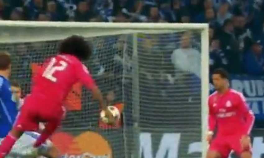 هدف مارسيلو اليميني الرائع في شباك شالكة