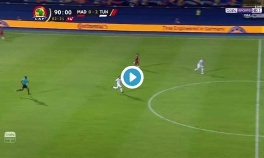 هدف تونس الثالث في مدغشقر عن طريق نعيم سليتي