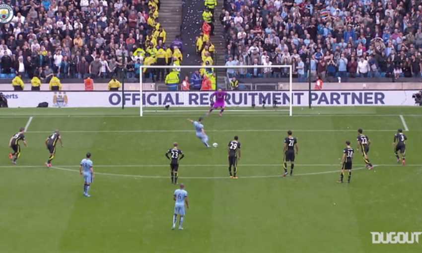 سيرخيو أجويرو: بطل الهاتريك الخارق لمانشستر سيتي