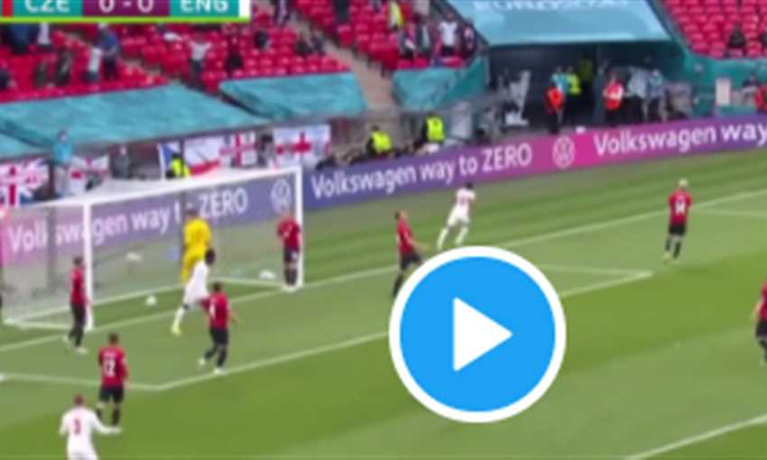 هدف إنجلترا الأول في التشيك - رحيم سترلينج (يورو 2020)