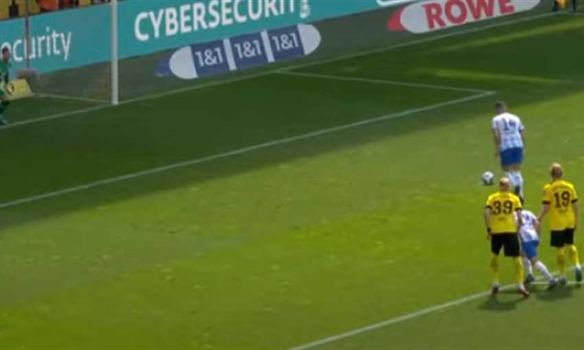 أهداف انتصار بروسيا دورتموند على هيرتا برلين 2-1 (الجولة 34 من الدوري الألماني)