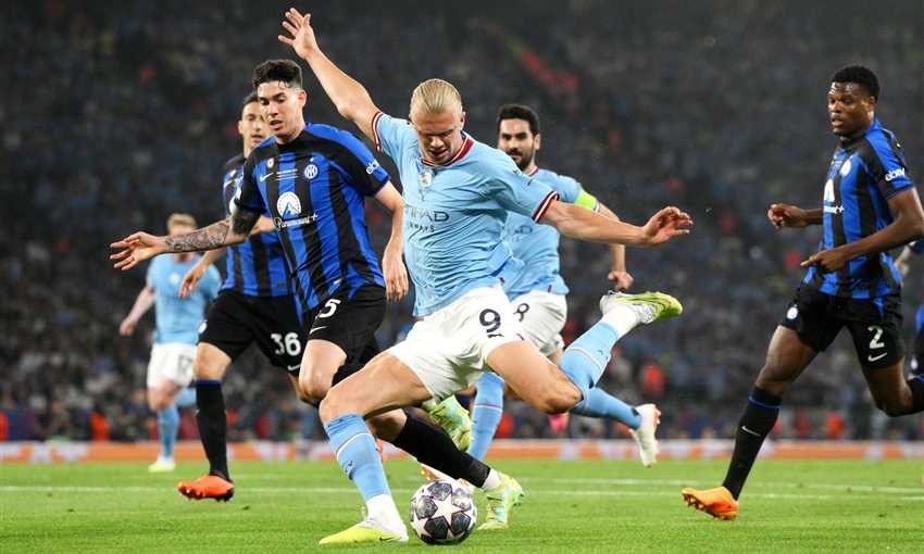 أونانا يتألق ويمنع فرصة محققة من هالاند (نهائي دوري أبطال أوروبا)