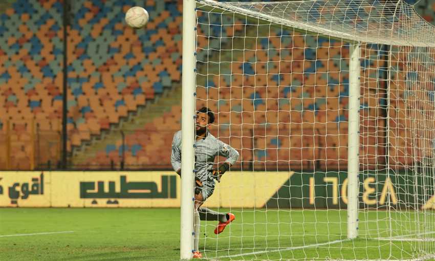 هدف الأهلي الأول ضد البنك - علي معلول (الدوري المصري)