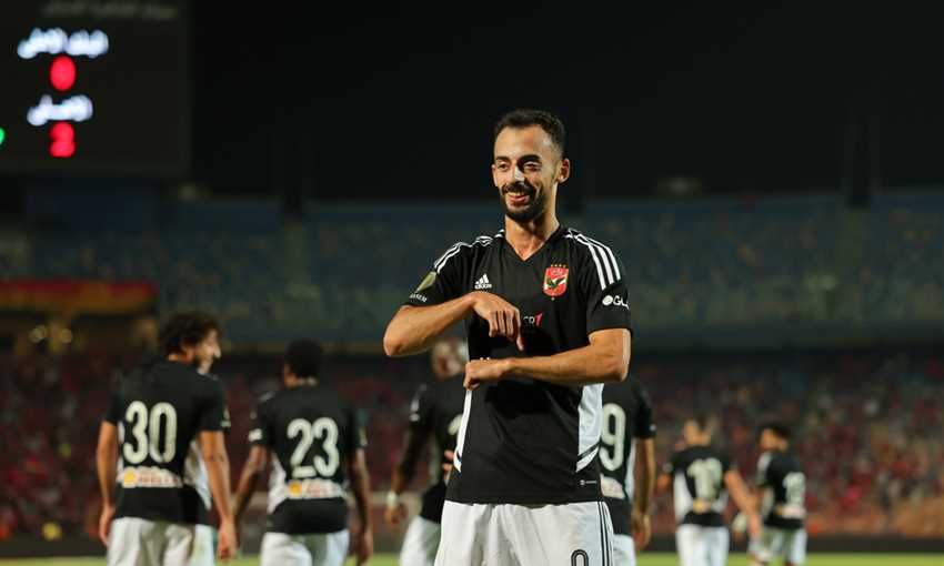 هدف الأهلي الثاني ضد البنك - أحمد عبد القادر (الدوري المصري)