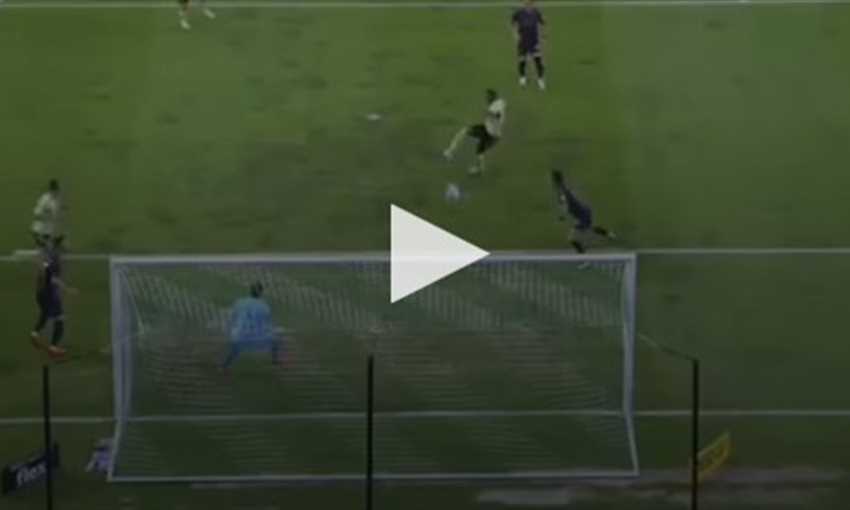 جوستافو سوزا يسجل ويقود فريقه تشونبوك الكوري للفوز