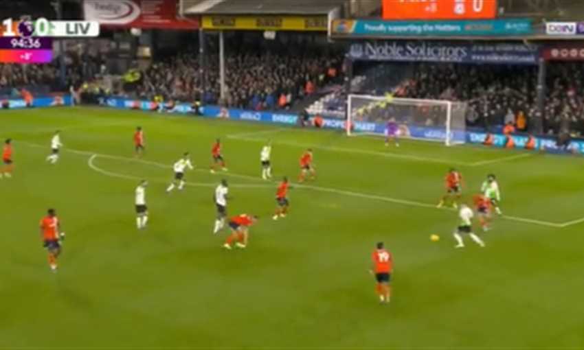 هدف ليفربول في لوتون تاون - لويس دياز (الدوري الإنجليزي)