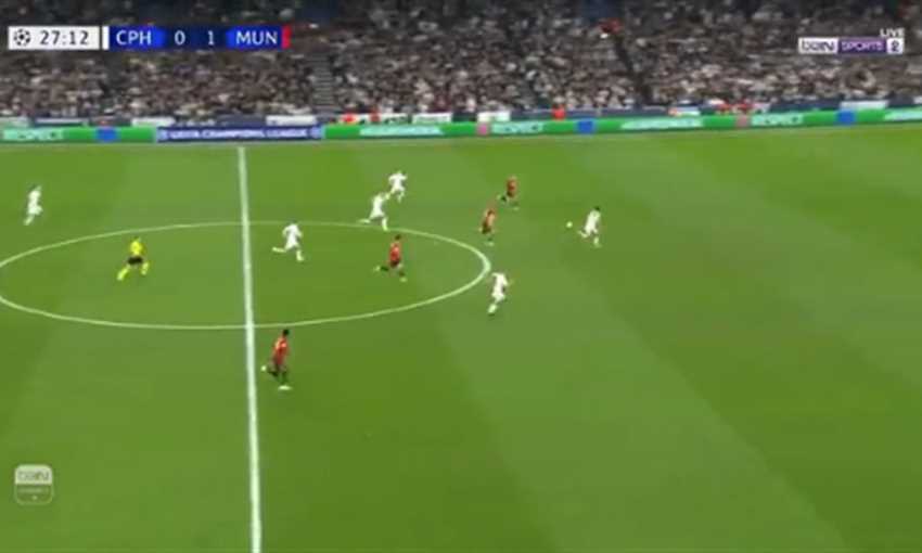 هدف مانشستر يونايتد الثاني ضد كوبنهاجن - هويلوند (دوري أبطال أوروبا)