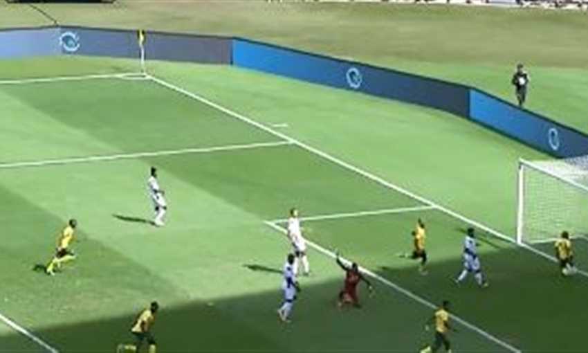 هدف بيرسي تاو مع جنوب إفريقيا ضد بنين (تصفيات كأس العالم 2026)