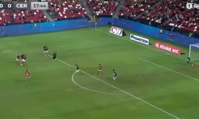 فرصة خطيرة تضيع للأهلي أمام سيراميكا - (السوبر المصري)