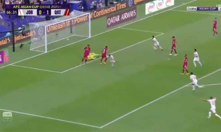 هدف الأردن الأول ضد قطر - يزن النعيمات (نهائي كأس آسيا)