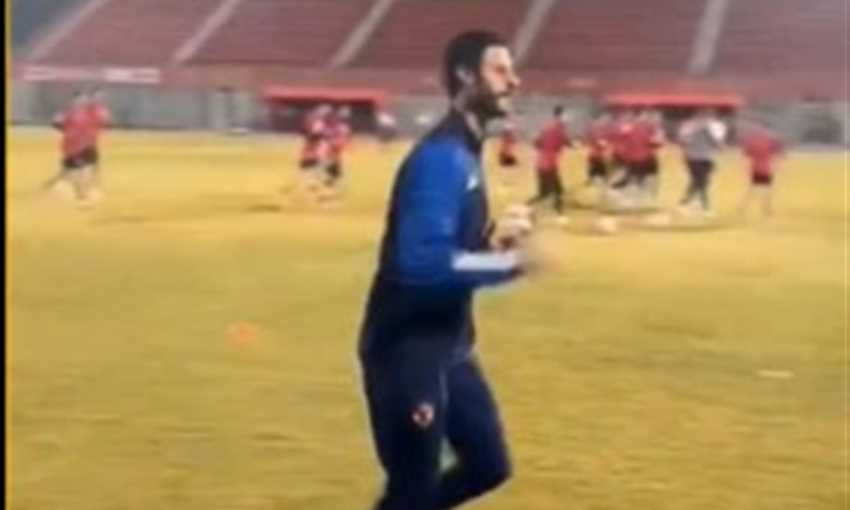 الشناوي يبدأ تدريبات الجري حول الملعب بعد تعافيه من الإصابة