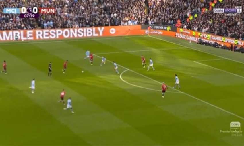 هدف راشفورد الصاروخي في مانشستر سيتي (الدوري الإنجليزي)