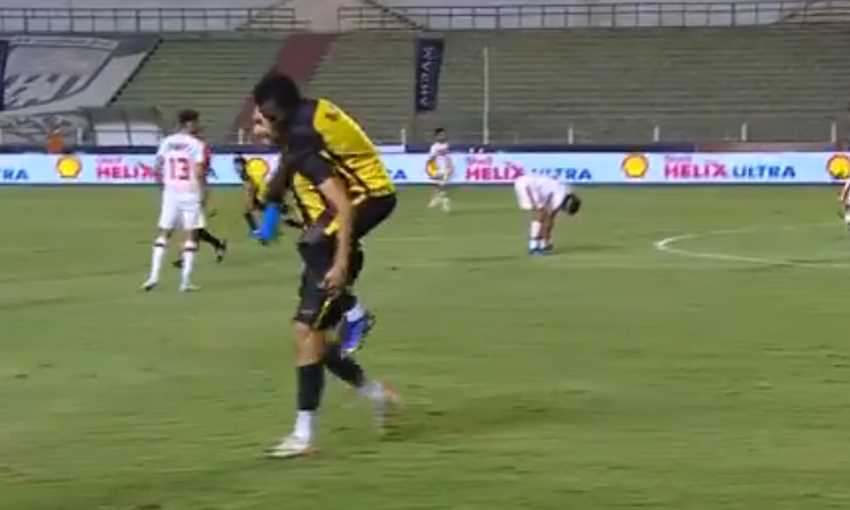 هدف المقاولون الثاني في الزمالك - محمد عنتر (الدوري المصري)