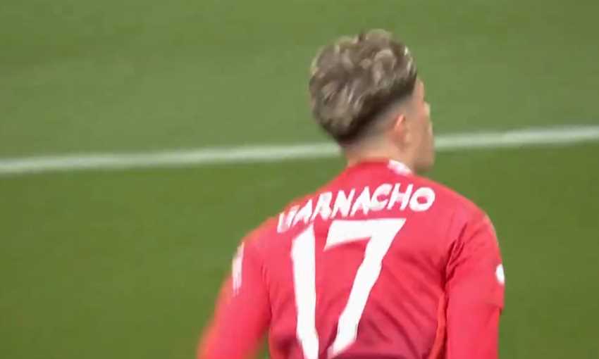 هدف مانشستر يونايتد الأول في سيتي - أليخاندرو جارناتشو (الدرع الخيرية)