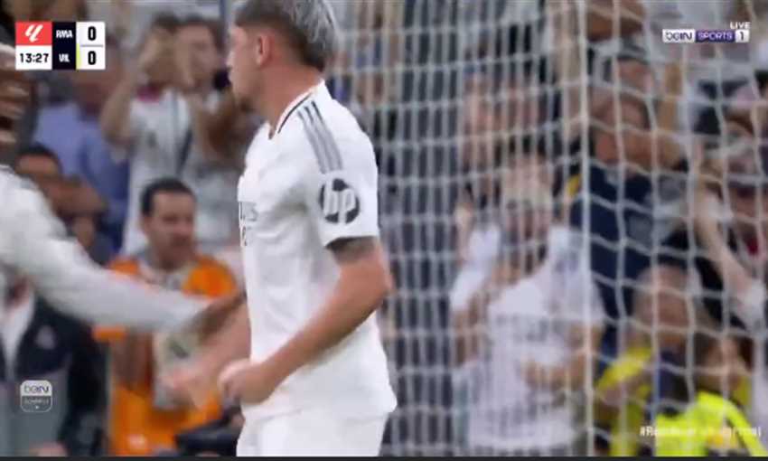 هدف ريال مدريد الأول ضد فياريال - فيديريكو فالفيردي (الدوري الإسباني)