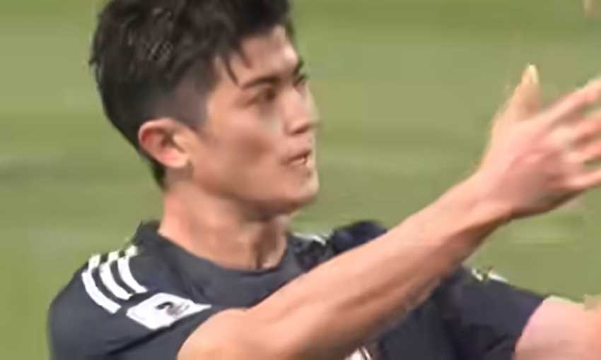 هدف أستراليا العكسي ضد اليابان - شوجو تانيجوتشي (تصفيات كأس العالم)