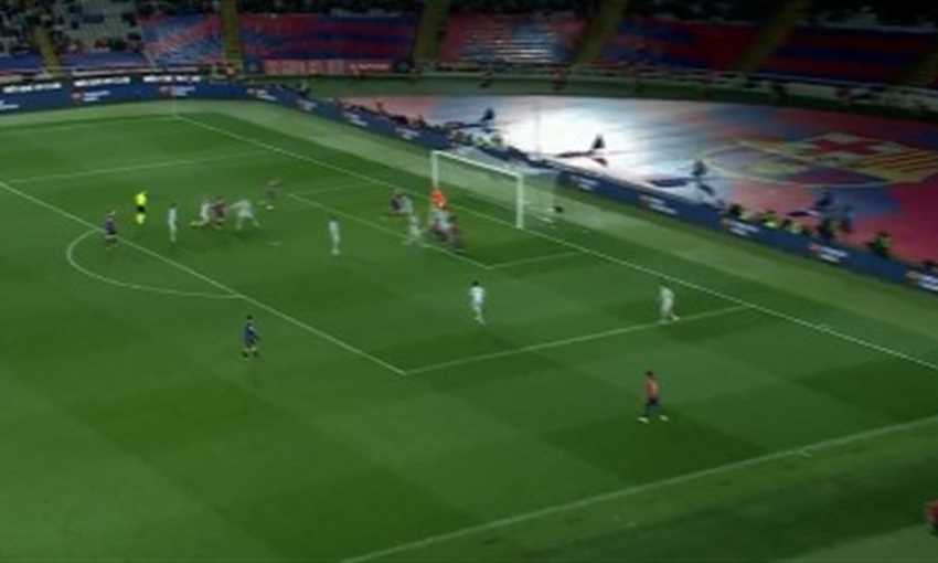 هدف برشلونة الثالث ضد أتليتكو مدريد - إنيجو مارتينيز (كأس ملك إسبانيا)