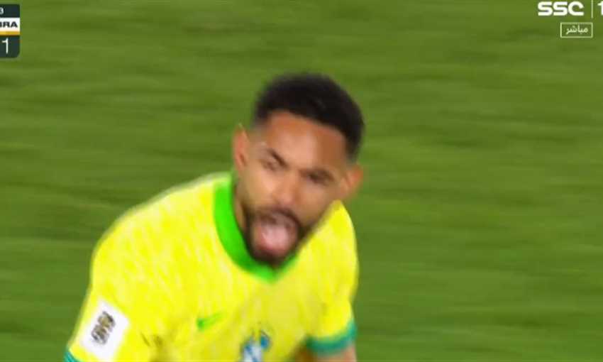 هدف البرازيل الأول ضد الأرجنتين - كونيا (تصفيات كأس العالم)