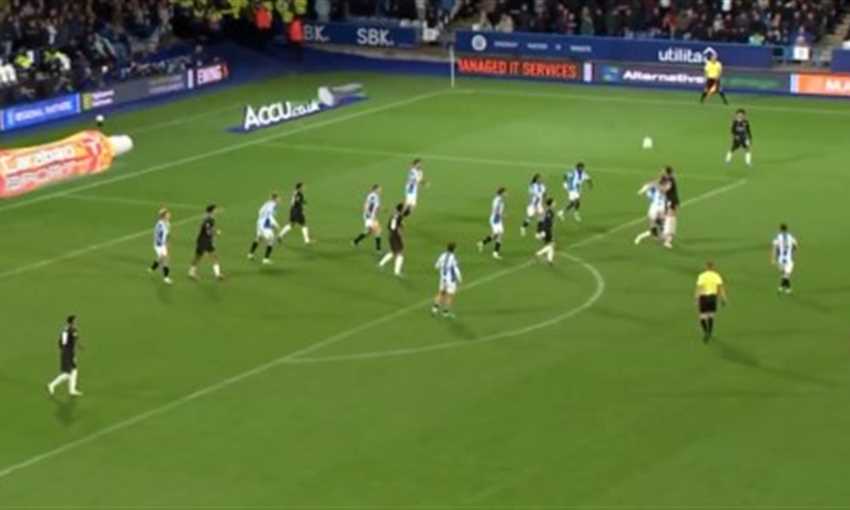 أهداف فوز مانشستر سيتي أمام هيدرسفيلد 2-0 (كأس الرابطة الإنجليزية)