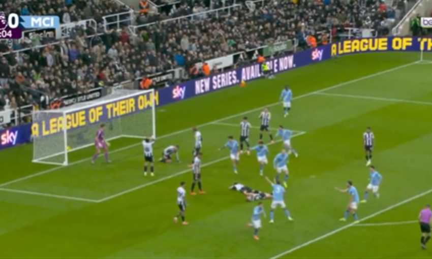 هدف مانشستر سيتي الأول في نيوكاسل - روبن دياز (الدوري الإنجليزي)
