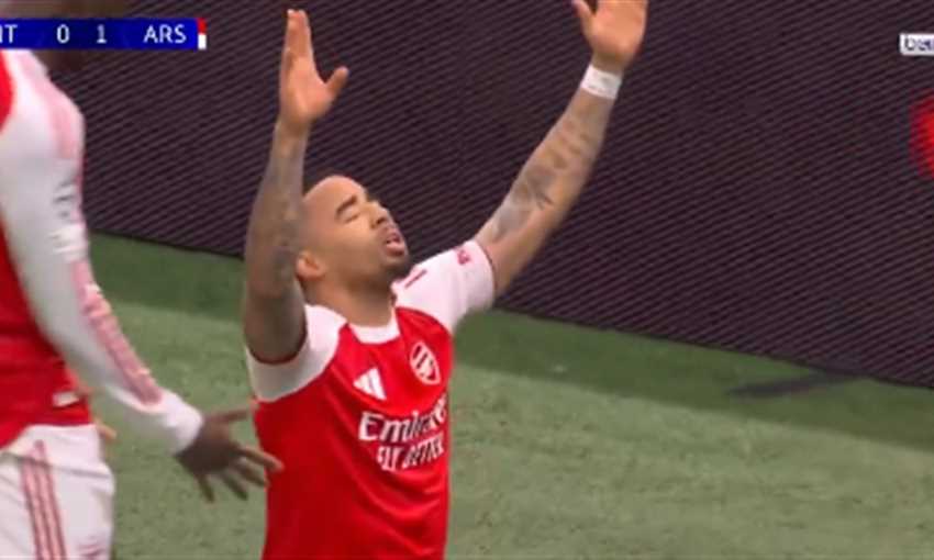 هدف أرسنال الأول في إنتر - جيسوس (دوري أبطال أوروبا)