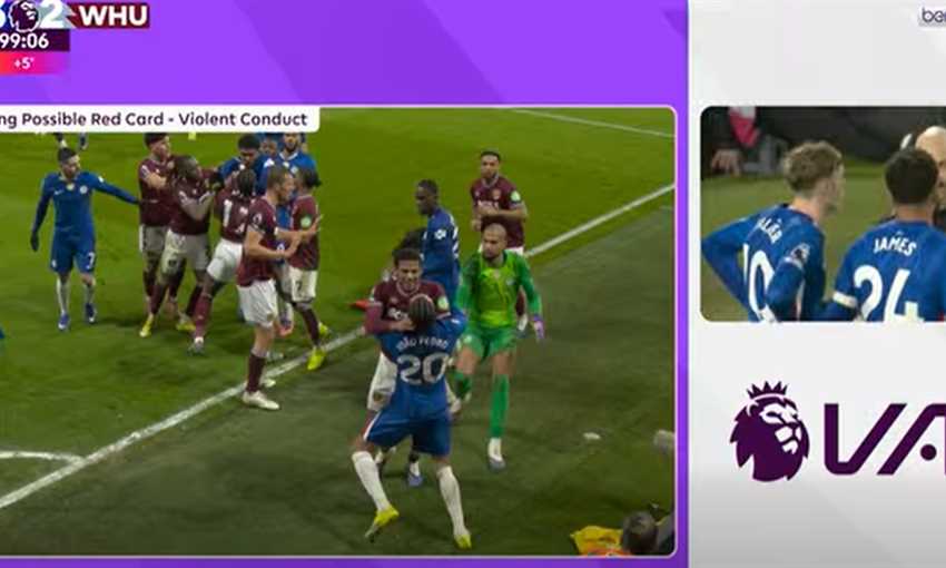 مشادة وطرد في مباراة تشيلسي ووست هام (الدوري الإنجليزي)