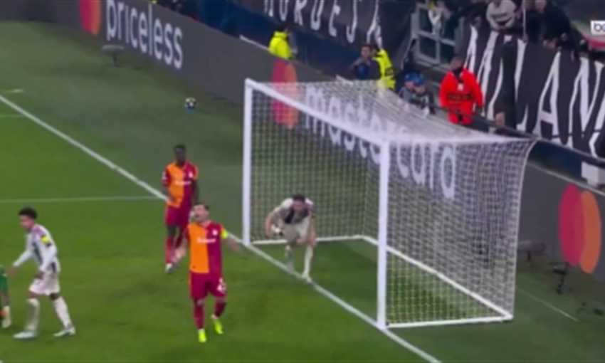 هدف يوفنتوس الثاني في جالاتاسراي - جاتي (دوري أبطال أوروبا)