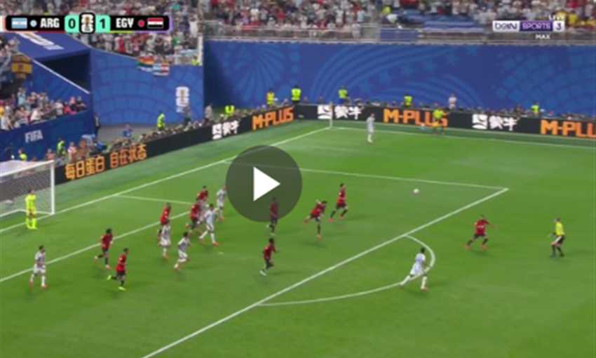 هدف مصر الثاني في الأرجنتين - زيكو (كأس العالم)