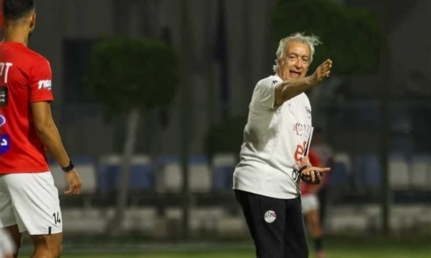 حلمي طولان: وزير الرياضة تواصل معي وأبلغني بالاستجابة لطلبات المنتخب الثاني