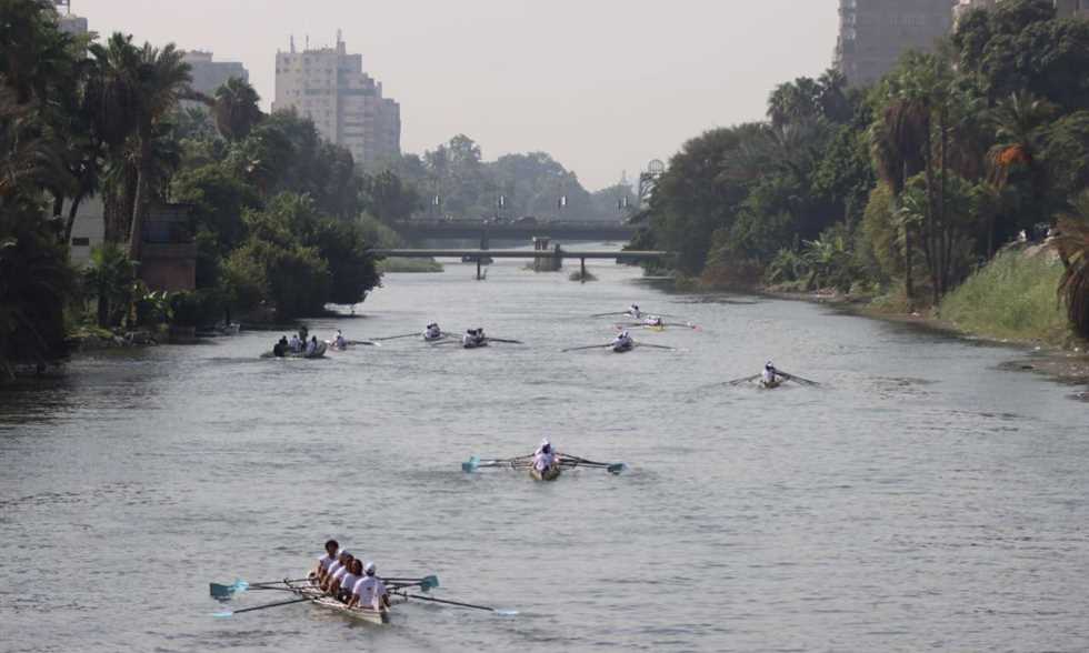 Al-Ahly Club and the Rowing Federation support the “Middle and Live” campaign thumbnail
