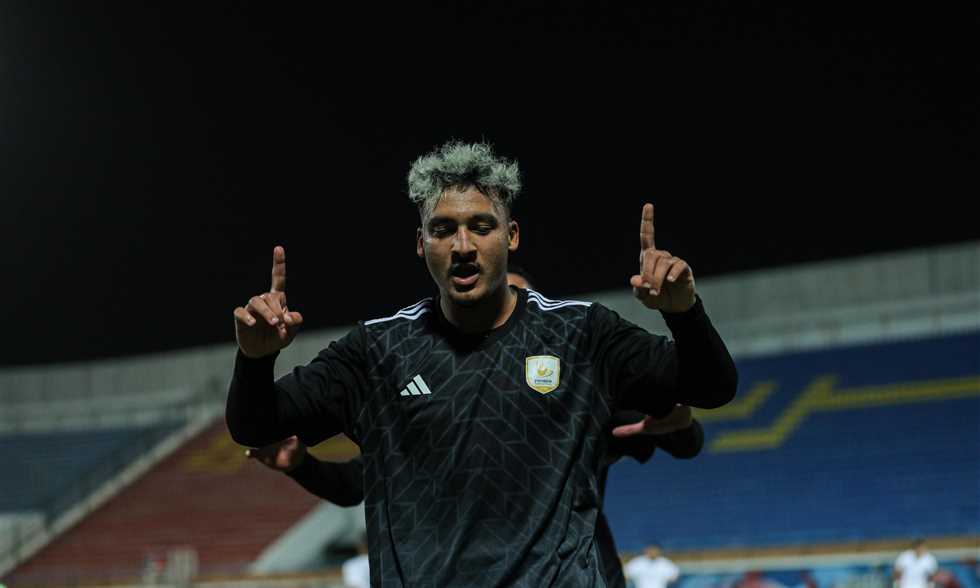 شبكة الحلم : 
                                    
                                مصدر مقرب من أحمد شريف لـ في الجول: اللاعب يتمم إجراءات انتقاله لـ الزمالك
                            