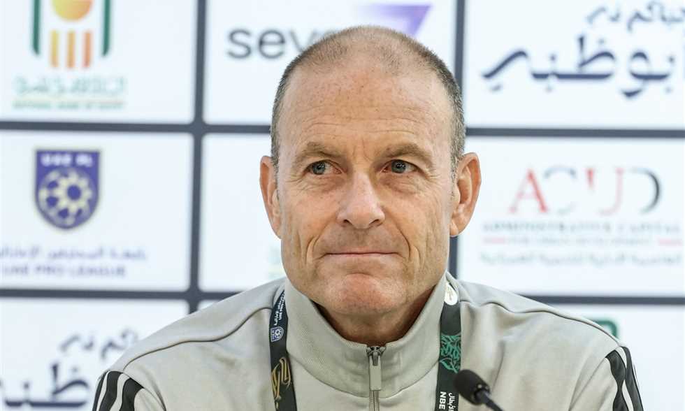 مؤتمر توروب: أعمل على تقوية دفاع الأهلي.. وإمام عاشور يرغب في المشاركة