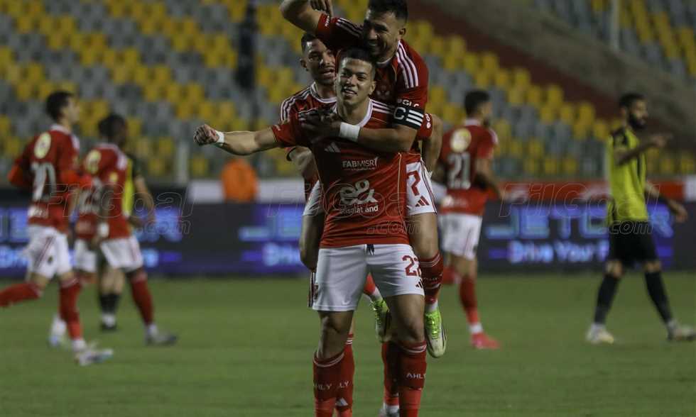 مباشر الدوري المصري - المقاولون العرب (0)-(1) الأهلي.. تغييران للأحمر