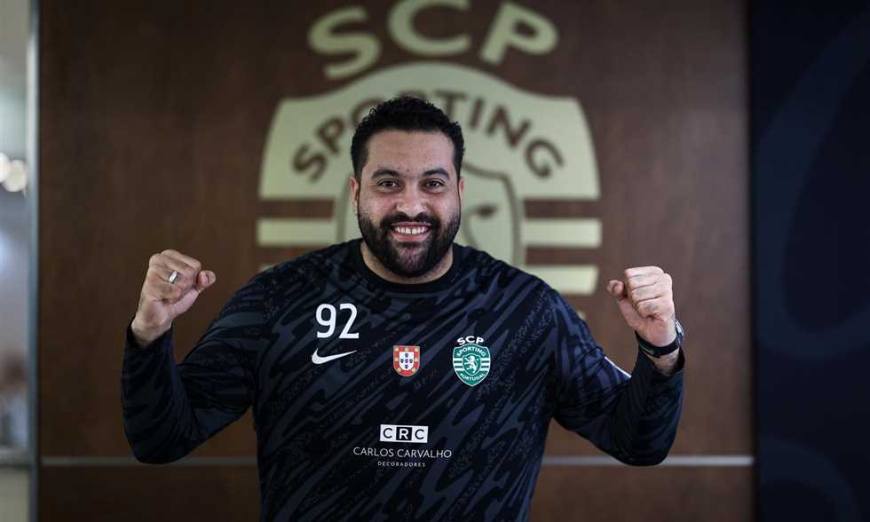 كرة يد - "من أجل شيء ينقص تاريخ البرتغال".. محمد علي يمدد تعاقده مع سبورتنج لشبونة