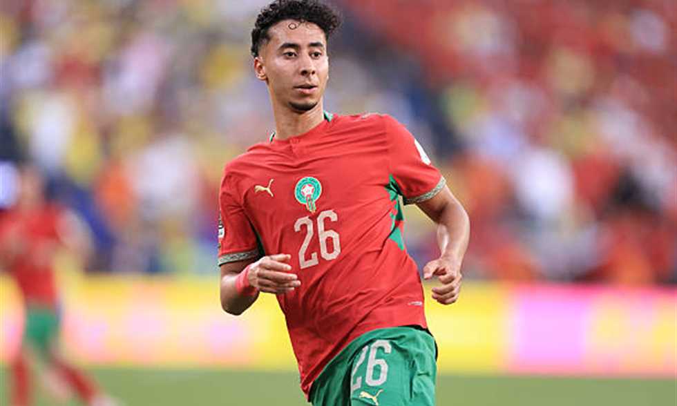 موقع الملاعب : 
                                رومانو: إيندهوفن يريد تفعيل بند شراء عقد أنس صلاح الدين ولكن
                            