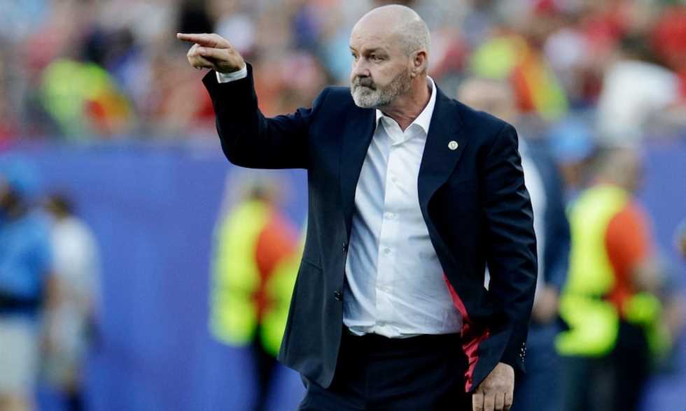 موقع الملاعب : 
                                    
                                كأس العالم - أول الراحلين بعد نهاية المشوار.. استقالة كلارك من تدريب اسكتلندا 
                            