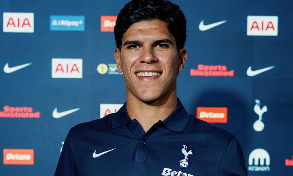 توتنام يضم لاعب الوسط البرتغالي ماتيوس فرنانديز رسميًا