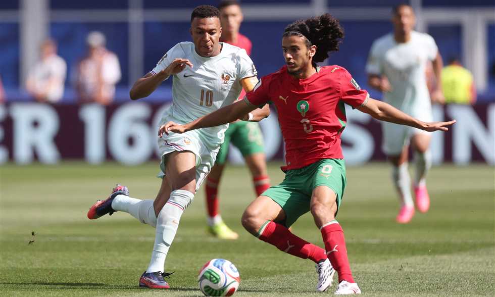 بونو يتصدى لهدف محقق في مباراة فرنسا والمغرب بربع نهائي كأس العالم