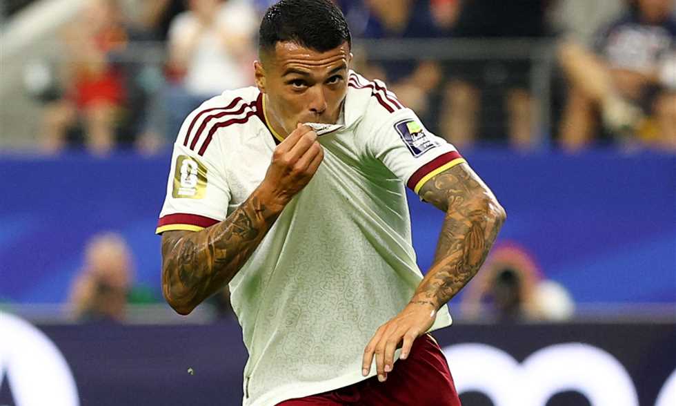 بيدرو بورو: التأهل لنهائي كأس العالم حلم تحقق بفضل السيطرة على الكرة