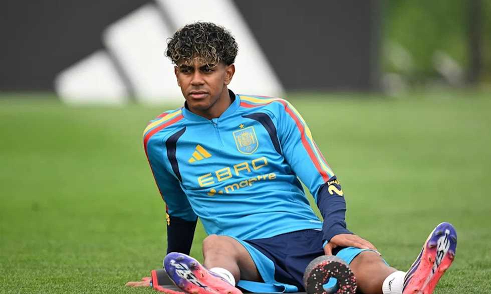 إصابة لامين يامال تثير قلق منتخب إسبانيا قبل نهائي كأس العالم
