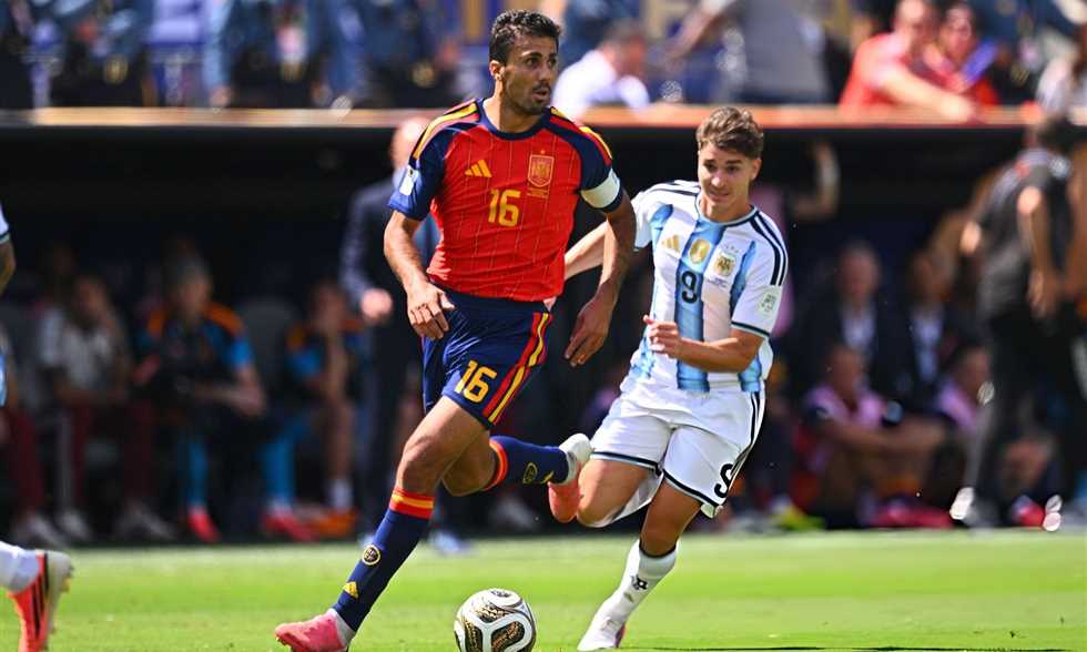 مباشر نهائي كأس العالم – إسبانيا (0)-(0) الأرجنتين.. لامين يهدر الأول