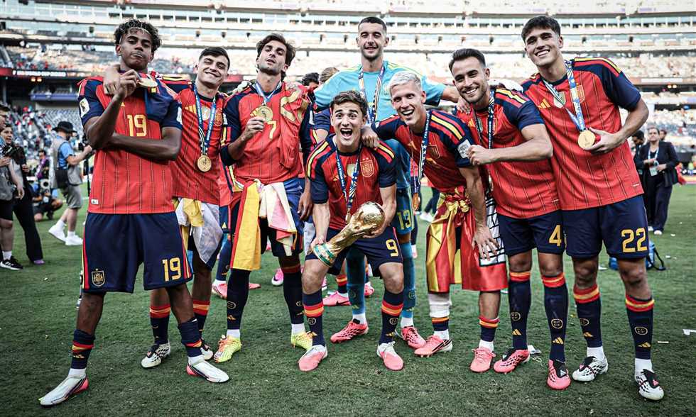 برشلونة يرتقي إلى 20 لاعبًا متوجًا بكأس العالم بعد نسخة 2026