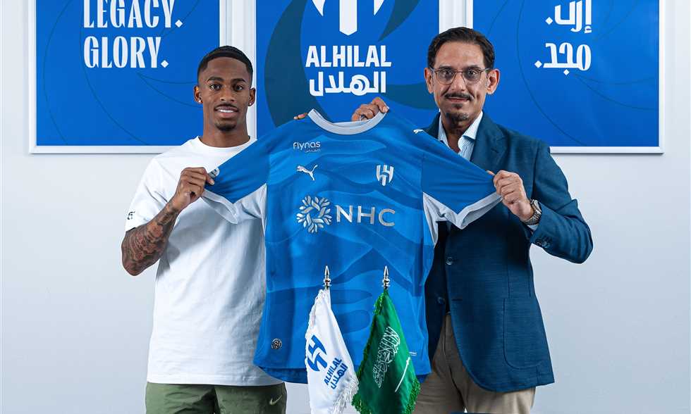 الهلال يبرم صفقة هولندية جديدة مع كريسينسيو سمارفيل