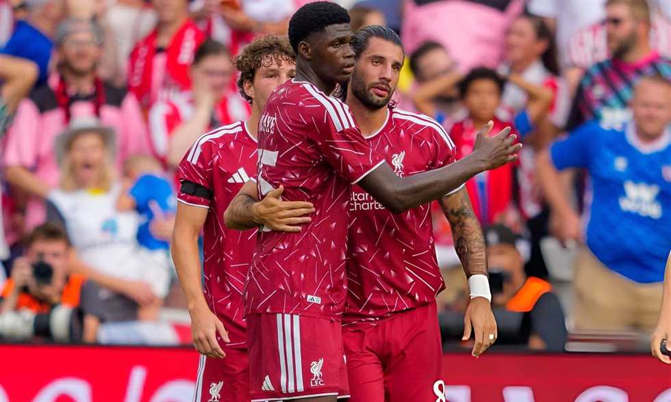 ليفربول يتفوق على سندرلاند برباعية في أول مباراة ودية تحضيرية